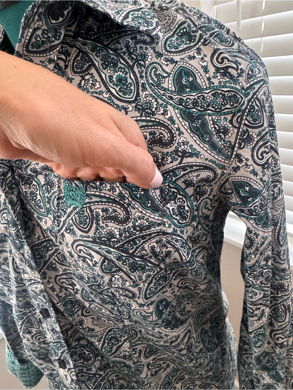 Cinch Teal Paisley Button-Up Shirt - Picture 5 of 7